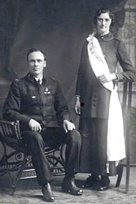 Eliza (Dudley) and John Murdoch.