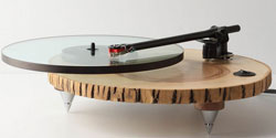 Wooden turntable from Audiowood